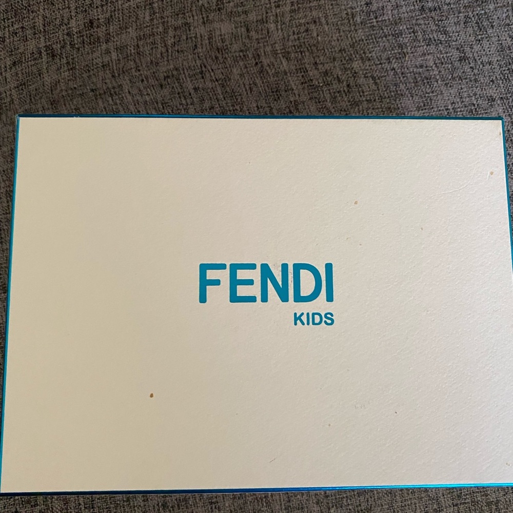 FENDI SANDALS - Picture 4 of 4